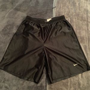 Basketball shorts